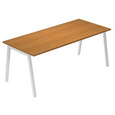 Scrivania lineare Easy - struttura bianca - gambe inclinate - 180 x 80 cm - noce chiaro