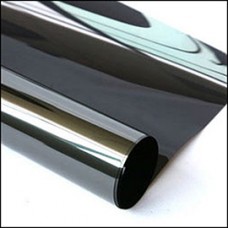 Pellicola adesiva - 50 cm x 10 m - protezione UV medio/alta - trasparenza medio bassa - riflettente/nero - Patifix Pellicola adesiva - 50 cm x 10 m - protezione UV medio/alta - trasparenza medio bassa - riflettente/nero - Patifix