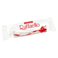 Praline Raffaello - gusto cocco/mandorla - Ferrero - conf. 3 pezzi Praline Raffaello - gusto cocco/mandorla - Ferrero - conf. 3 pezzi